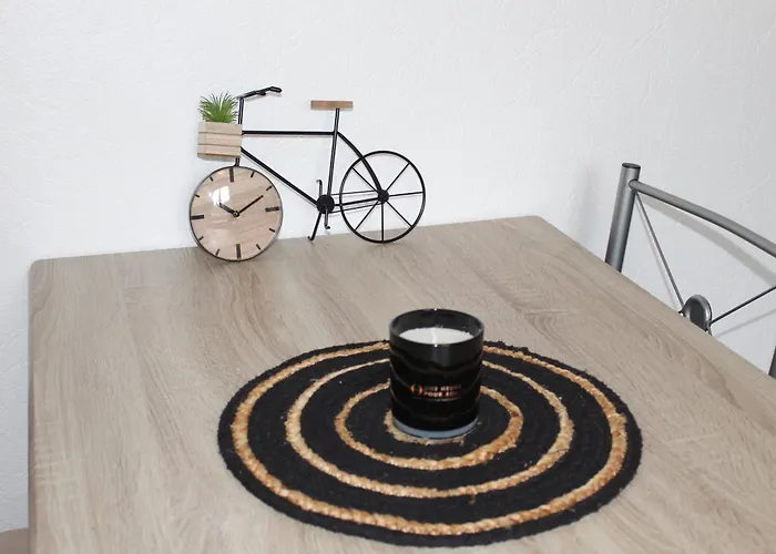 Logement Calme + Stationnement