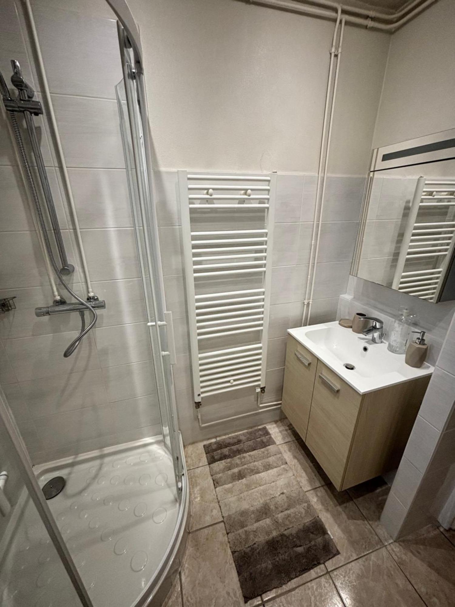 Apartment Calme + Stationnement Troyes